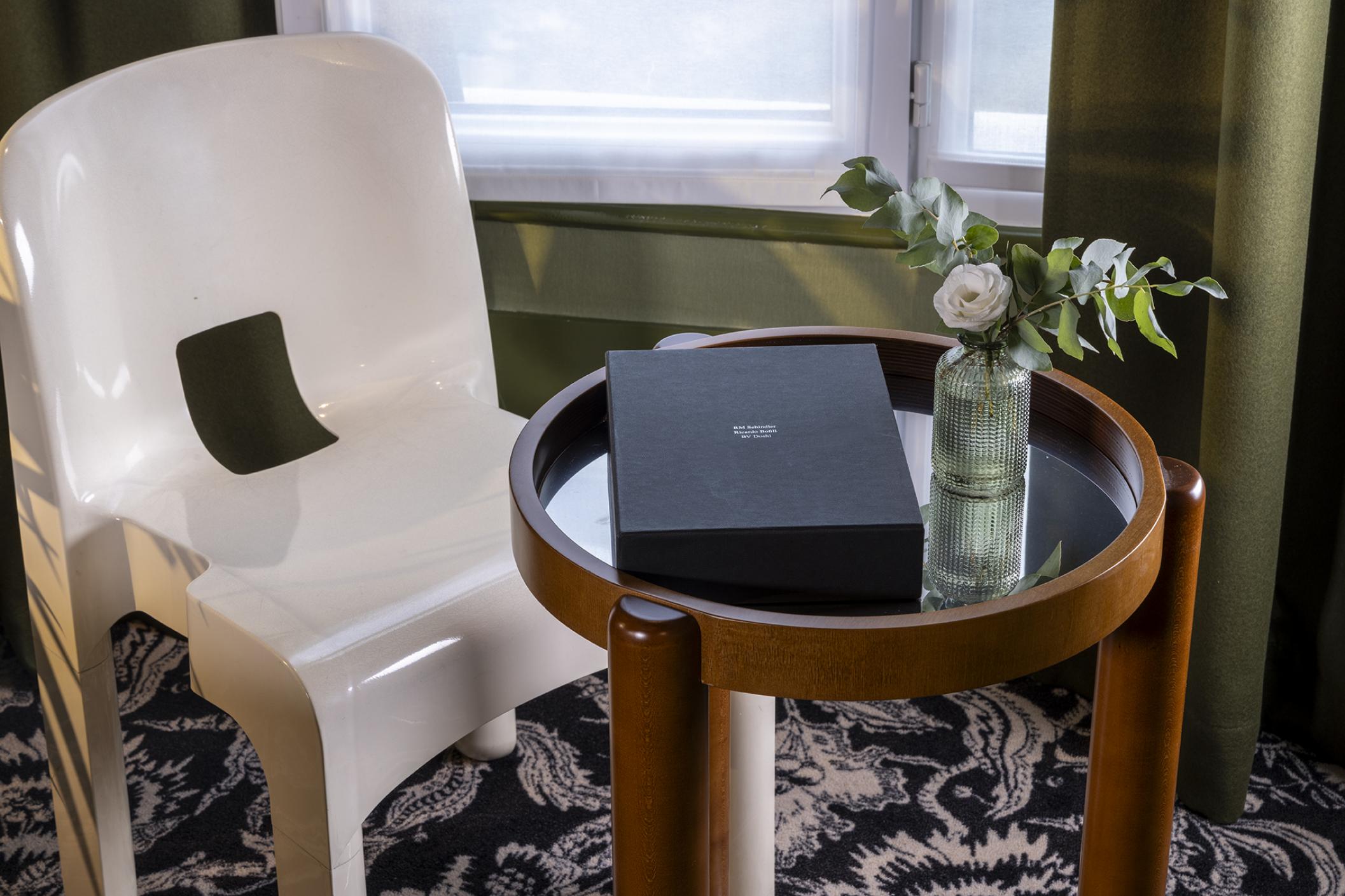 La Conversation - Home